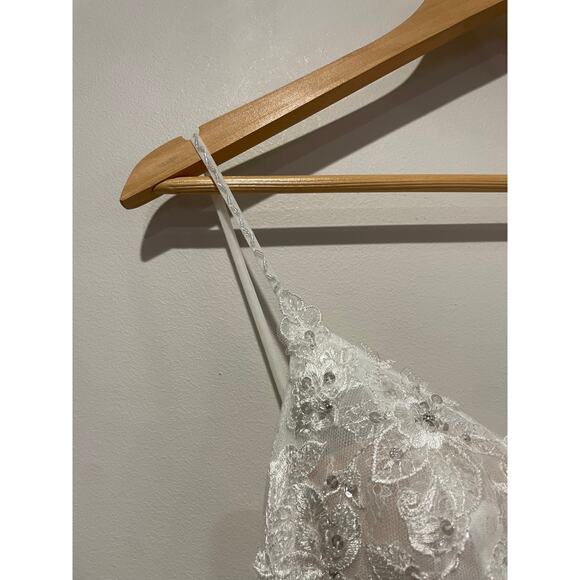 NWT Azazie Tatiana A-Line V-Neck Sequins Tulle Wedding Dress Diamond White Sz 0 - Picture 6 of 11